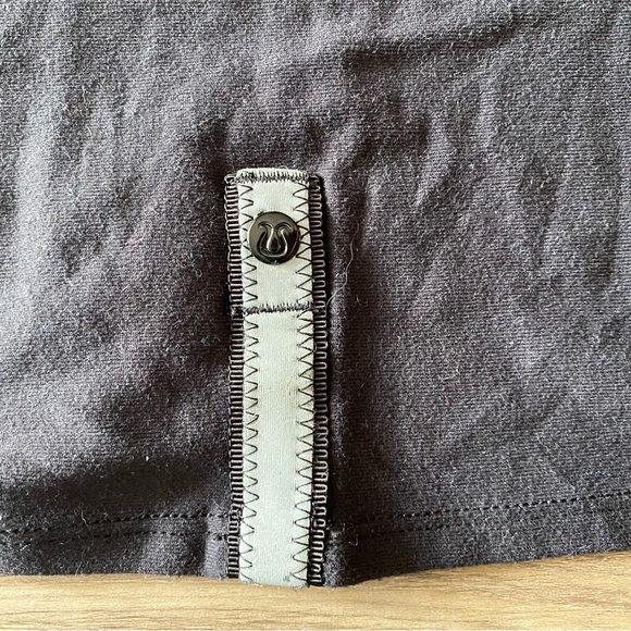 Lululemon Black Vinyasa Scarf - Picture 4 of 4